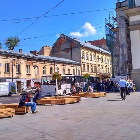 Mini Economy Apartments- Filatova 10 Lviv Dış mekan fotoğraf