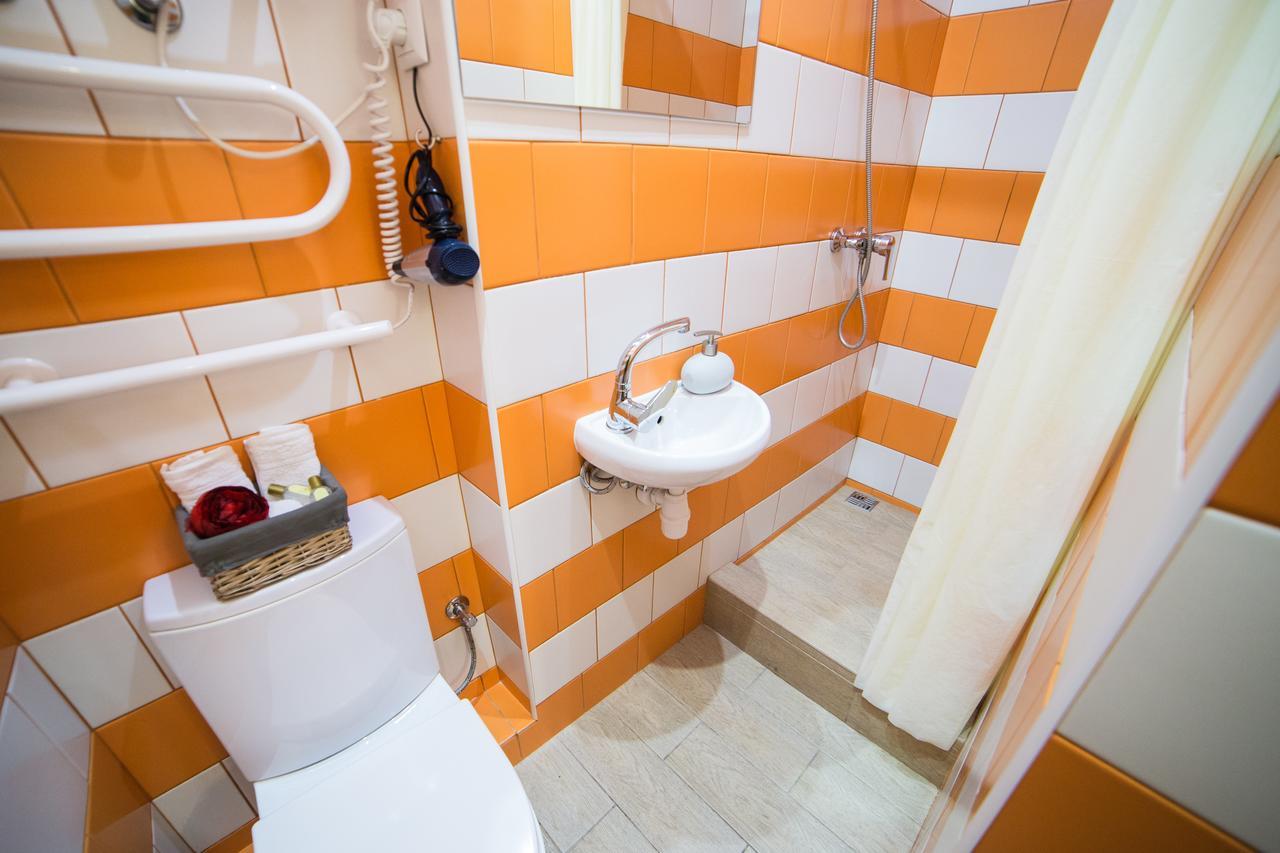 Mini Economy Apartments- Filatova 10 Lviv Dış mekan fotoğraf